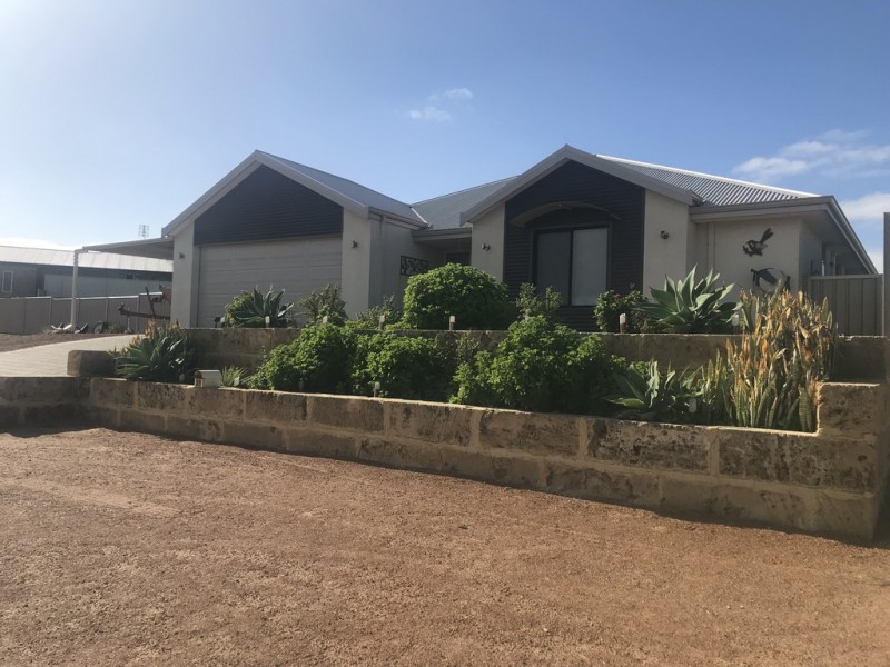39 PREMIER, Dongara WA 6525