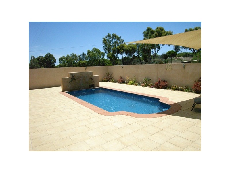 25 Midlands Road Irwin, Dongara WA 6525