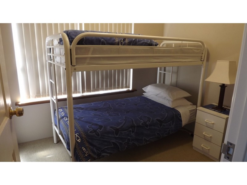 1/6 Marina Heights, Port Denison WA 6525