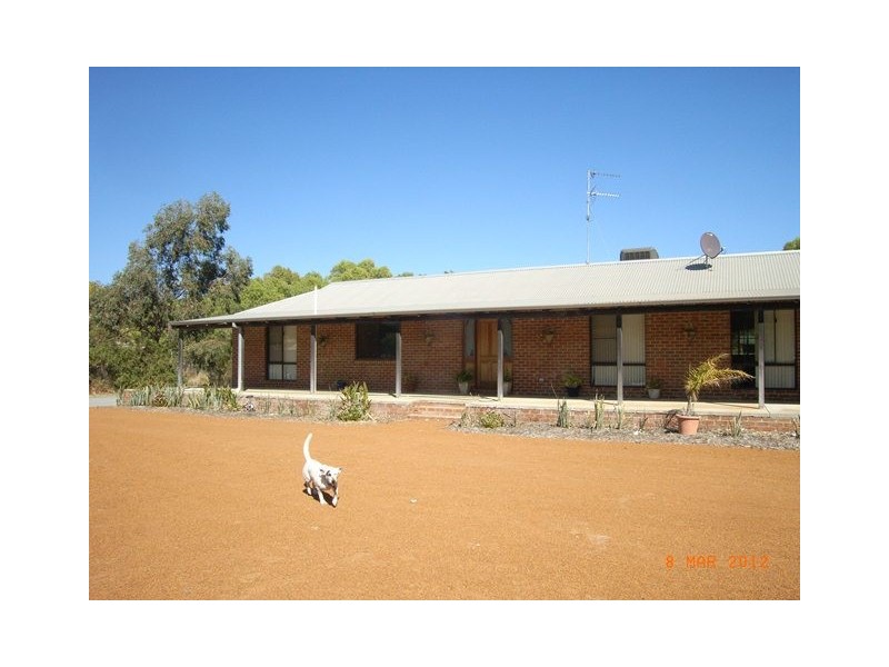 17 Brennand Road, Dongara WA 6525