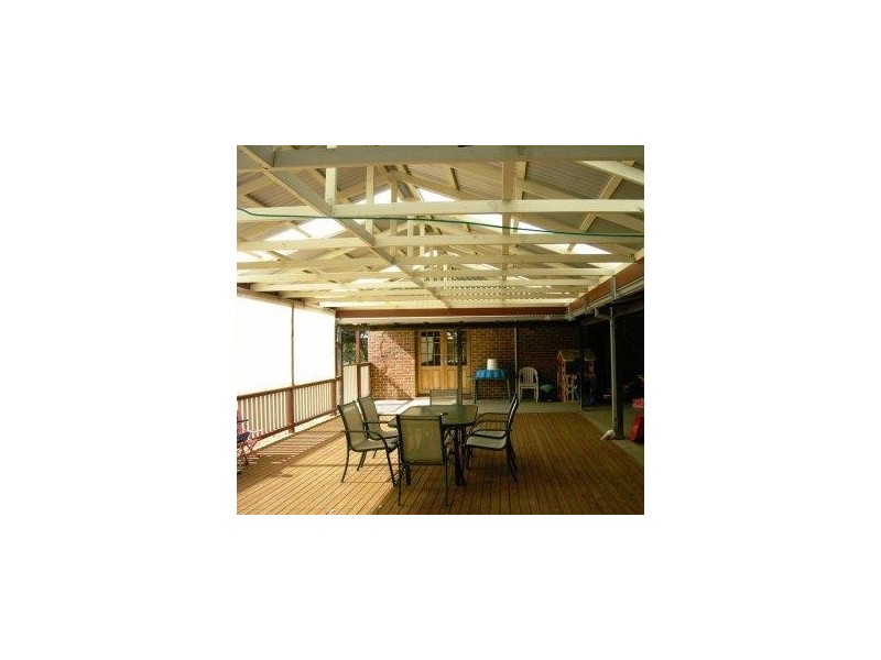 17 Brennand Road, Dongara WA 6525