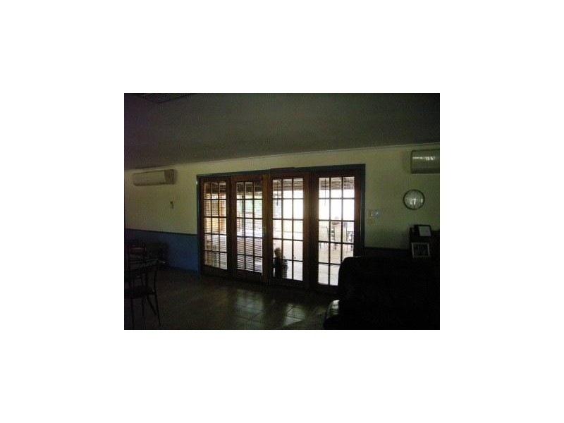 17 Brennand Road, Dongara WA 6525