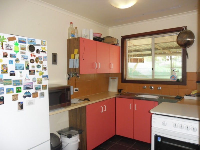 6 Howard Place, Three Springs WA 6519