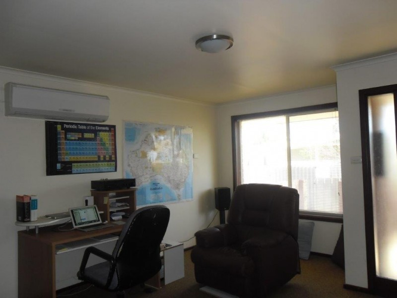 6 Howard Place, Three Springs WA 6519