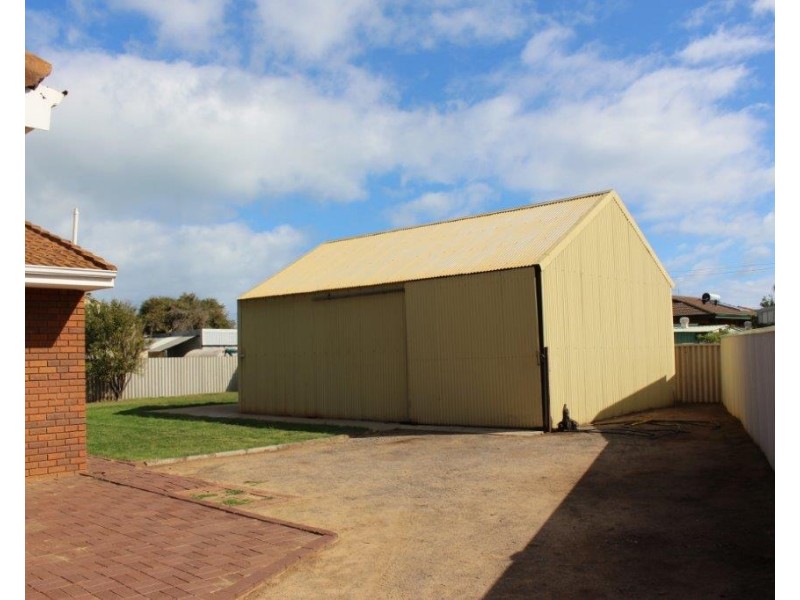 29 Flanagan Way, Dongara WA 6525