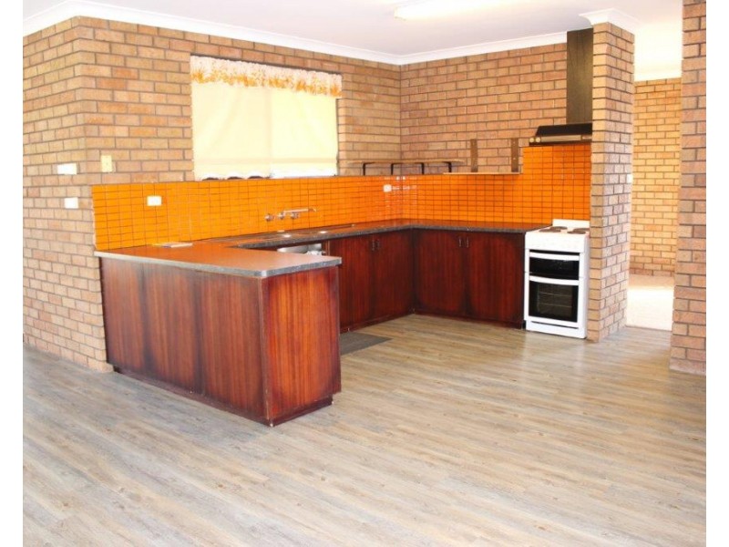 29 Flanagan Way, Dongara WA 6525