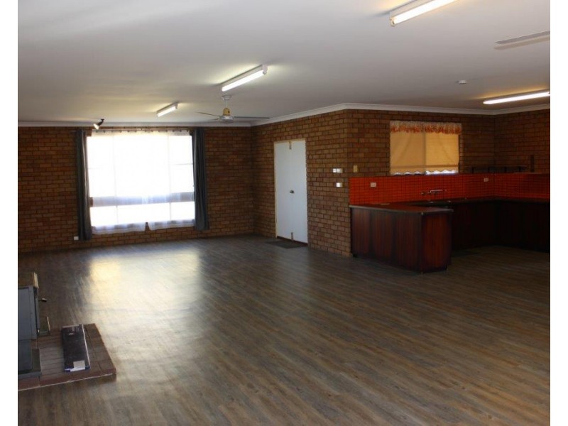 29 Flanagan Way, Dongara WA 6525