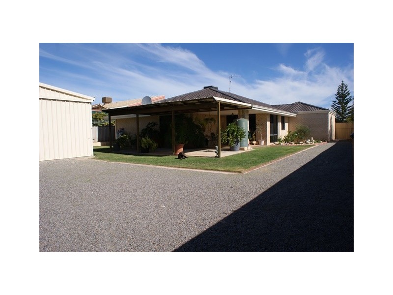 10 Sundew Avenue, Port Denison WA 6525