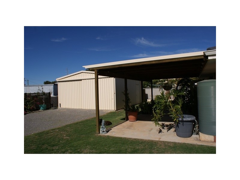 10 Sundew Avenue, Port Denison WA 6525