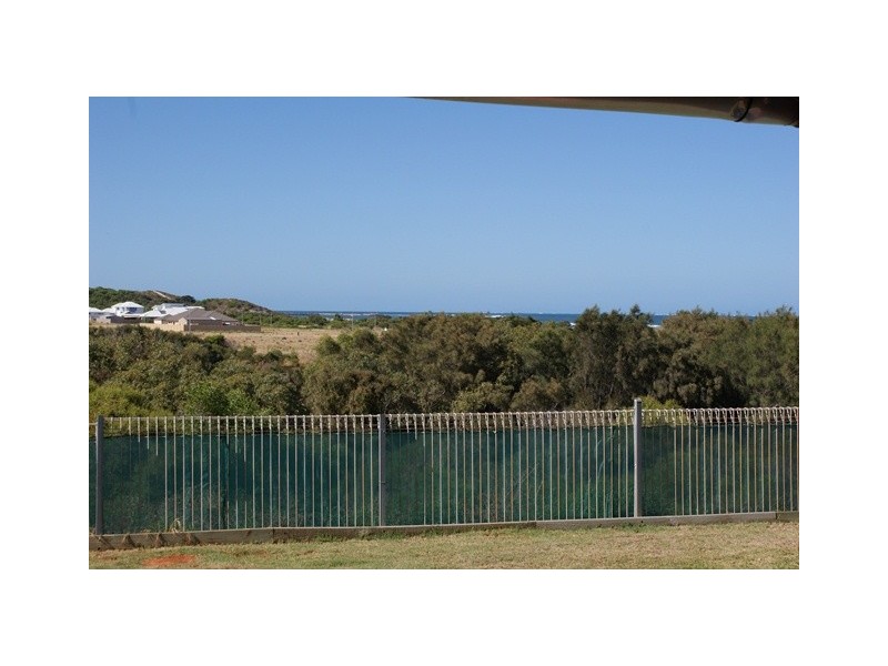 31 Church St, Dongara WA 6525