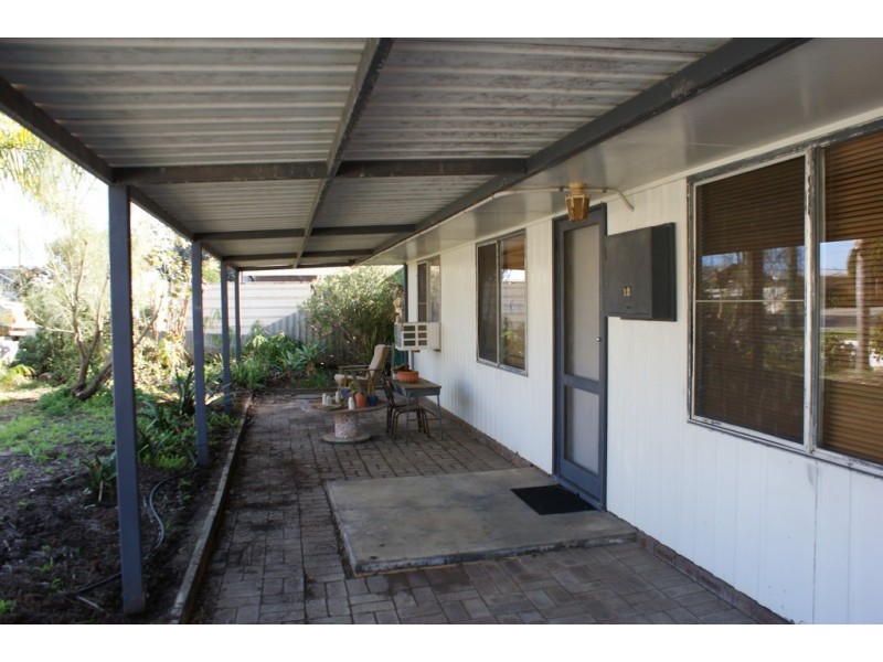 12 Armstrong Street, Dongara WA 6525