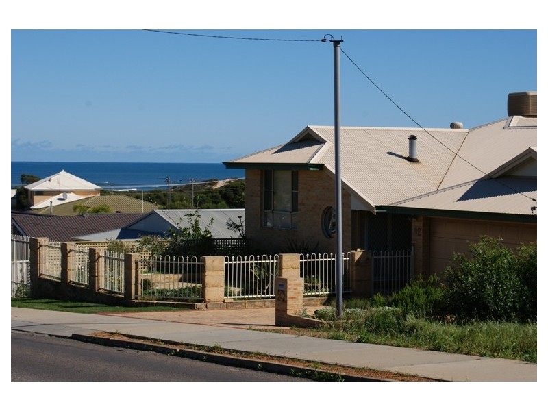 42 Ocean Drive, Port Denison WA 6525