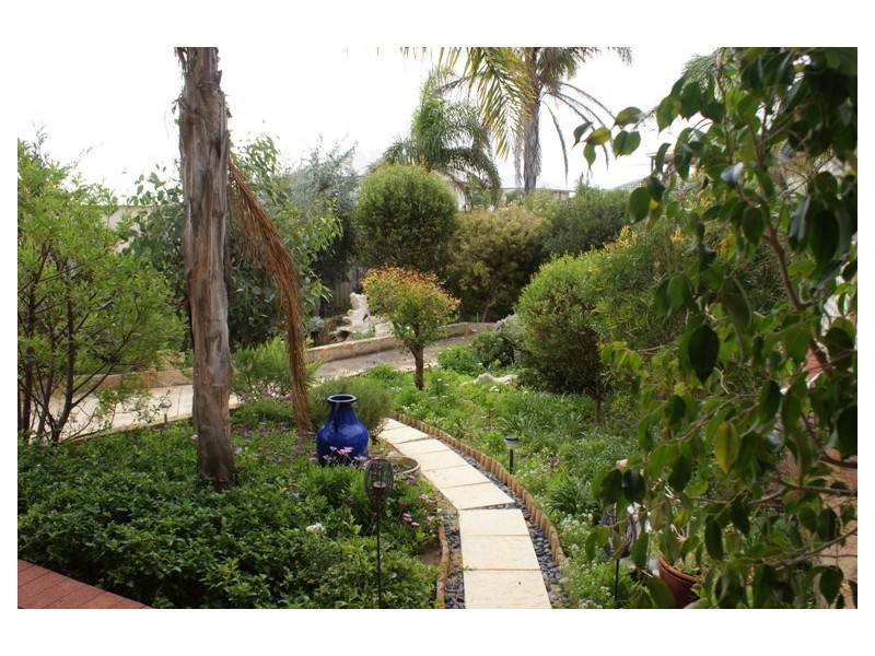 42 Ocean Drive, Port Denison WA 6525