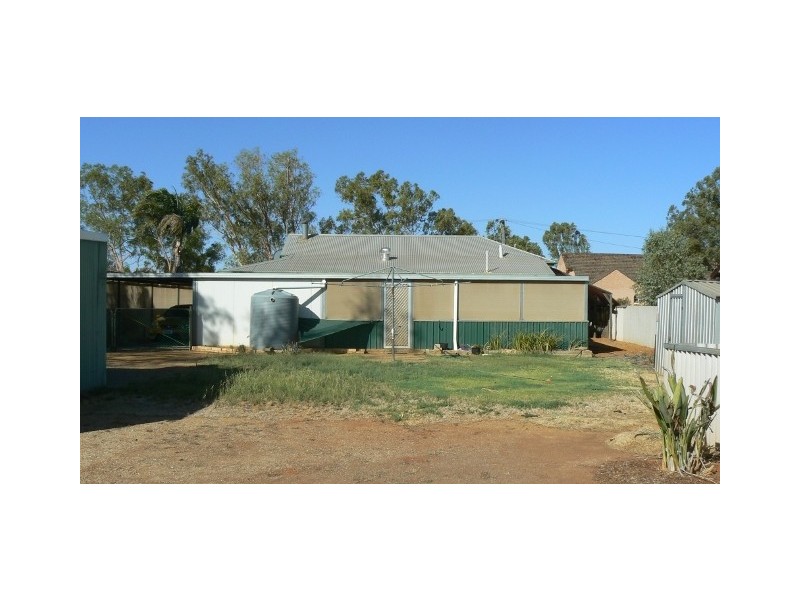 8 Williamson St, Three Springs WA 6519