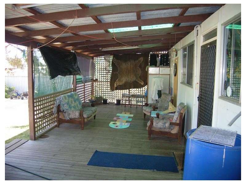 5 Flanagan Way, Dongara WA 6525