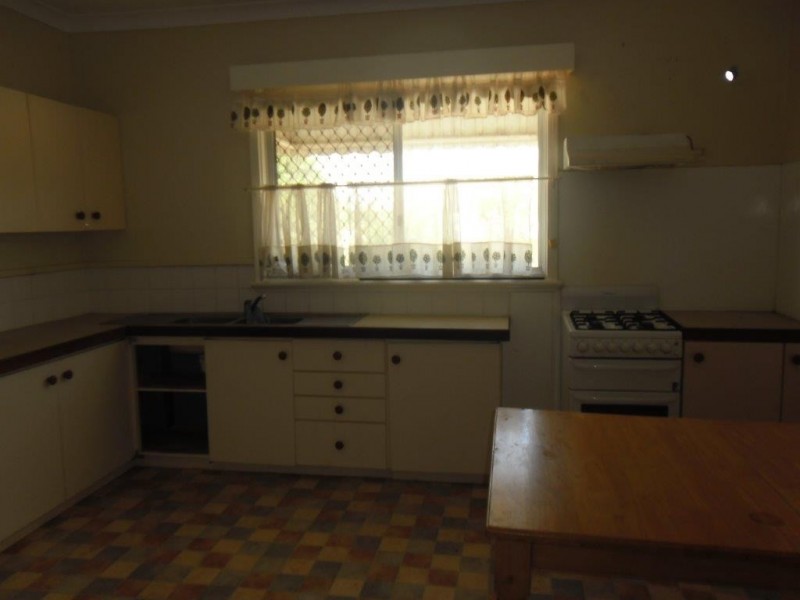 42 Slater Street, Carnamah WA 6517