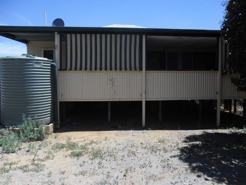 42 Slater Street, Carnamah WA 6517