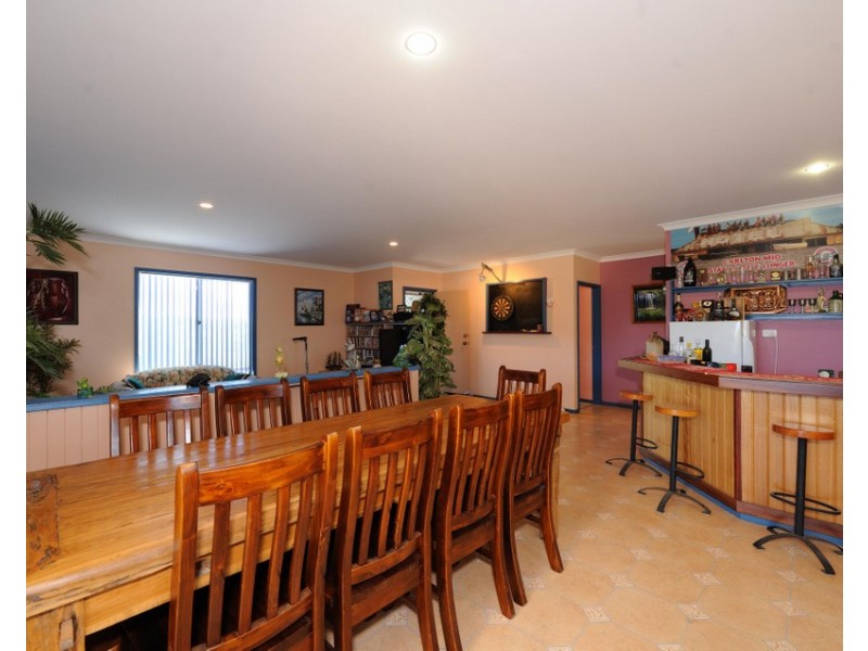 1 McNaboe Court, Port Denison WA 6525