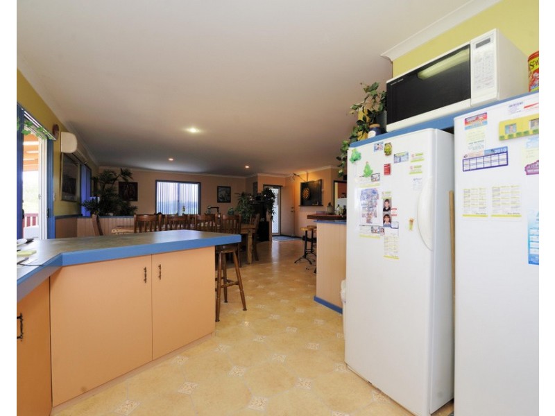 1 McNaboe Court, Port Denison WA 6525