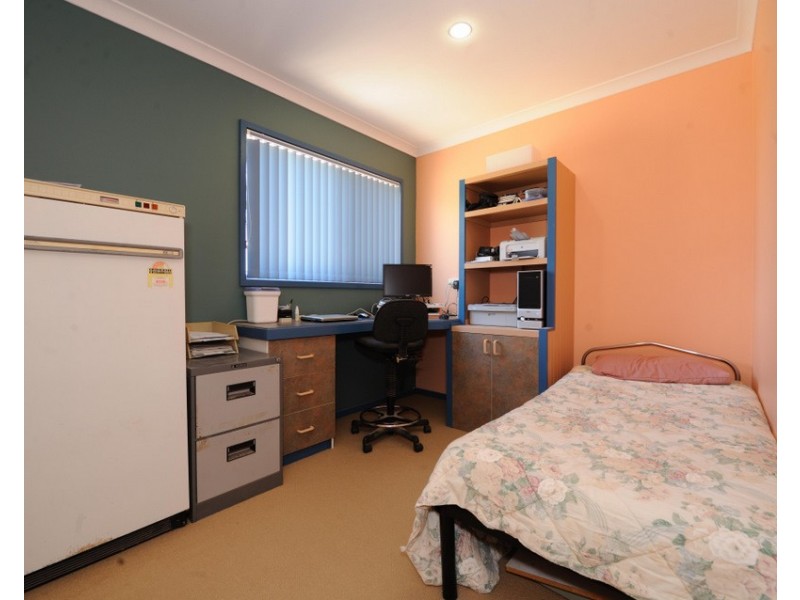 1 McNaboe Court, Port Denison WA 6525