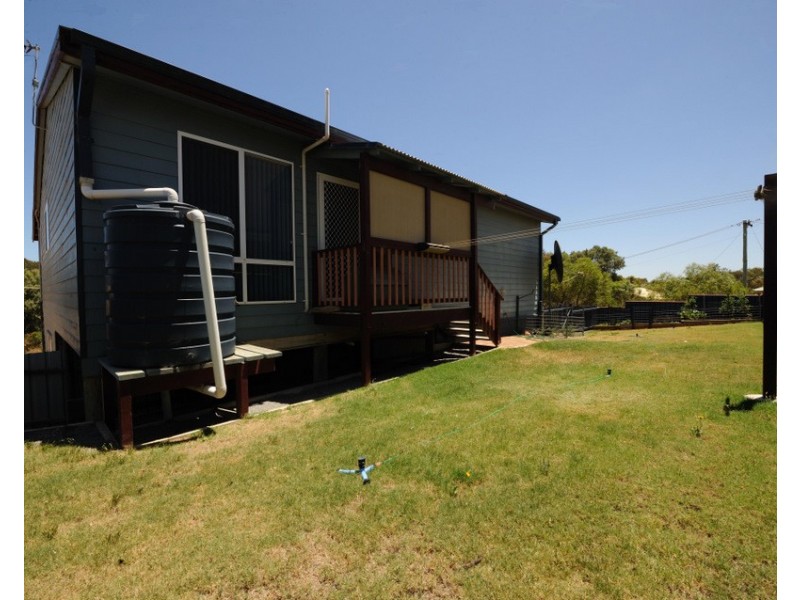 1 McNaboe Court, Port Denison WA 6525