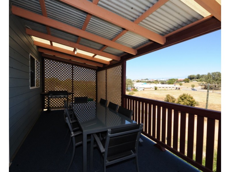 1 McNaboe Court, Port Denison WA 6525
