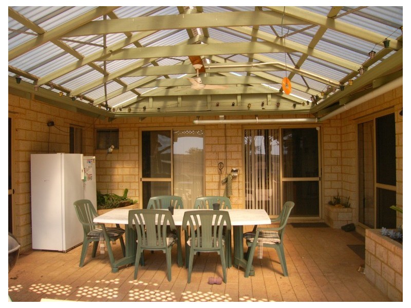 82 Melaleuca Rd, Bonniefield WA 6525