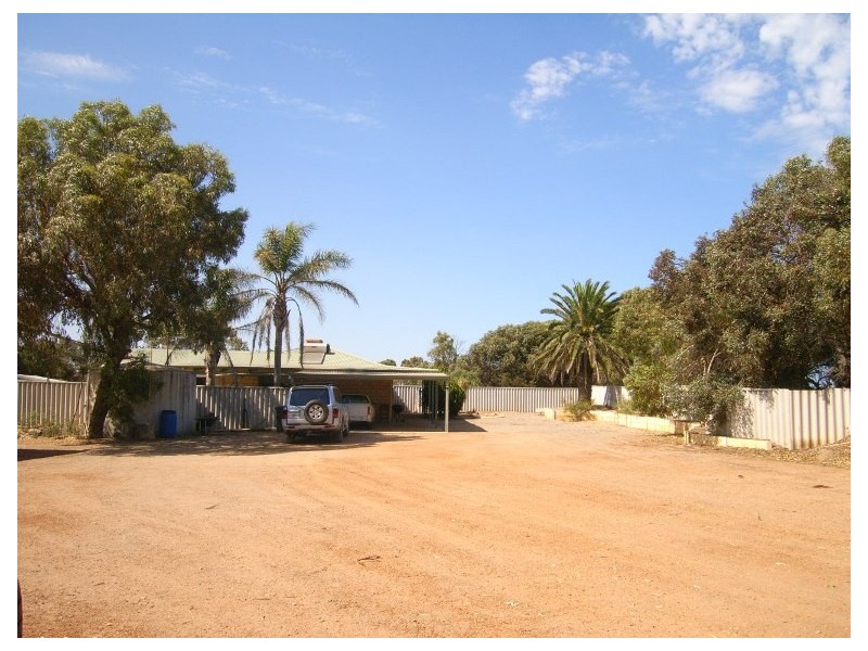 82 Melaleuca Rd, Bonniefield WA 6525