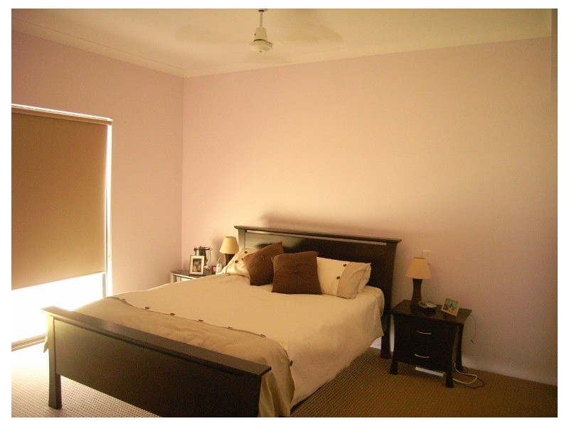 2 Emily Way, Dongara WA 6525