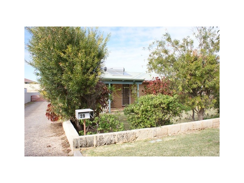 29 Carnarvon St, Port Denison WA 6525