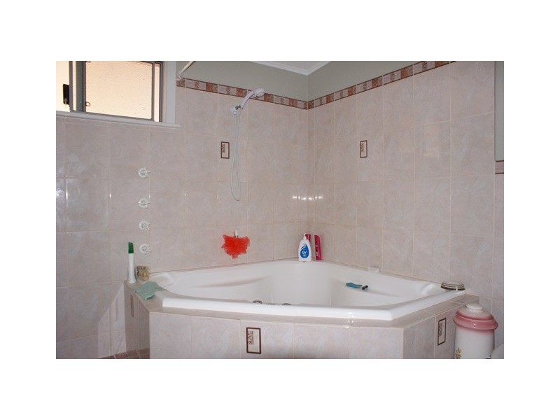 29 Carnarvon St, Port Denison WA 6525