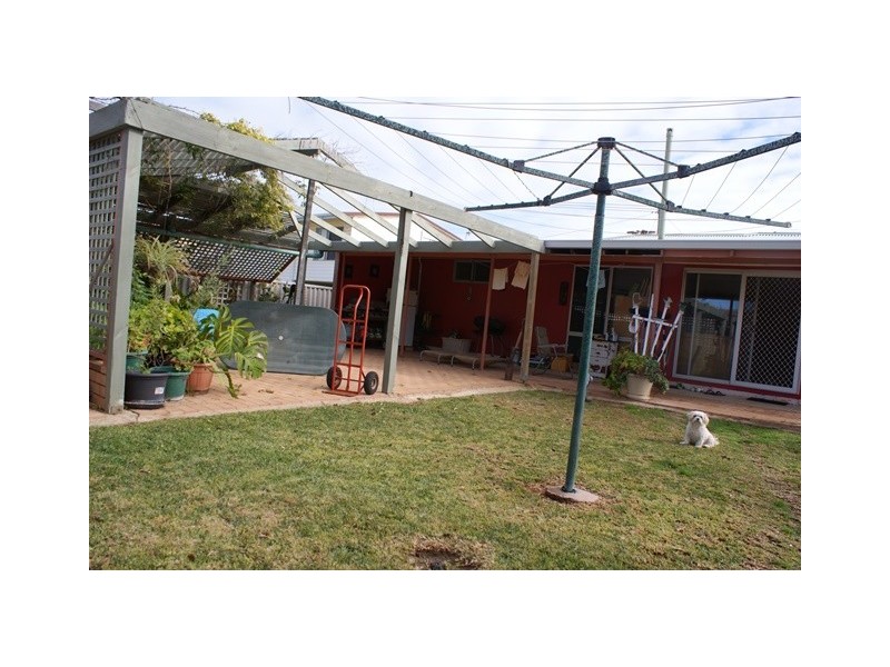 29 Carnarvon St, Port Denison WA 6525