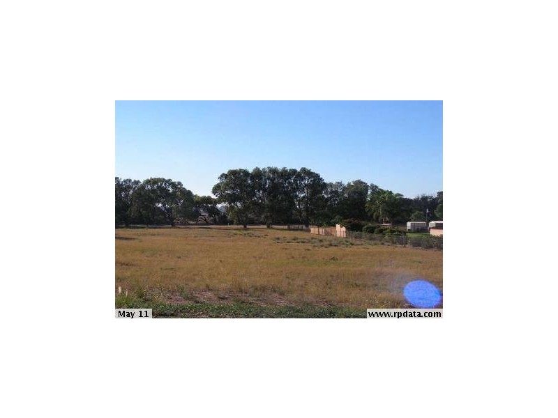 70 Tulloch Drive, Dongara WA 6525