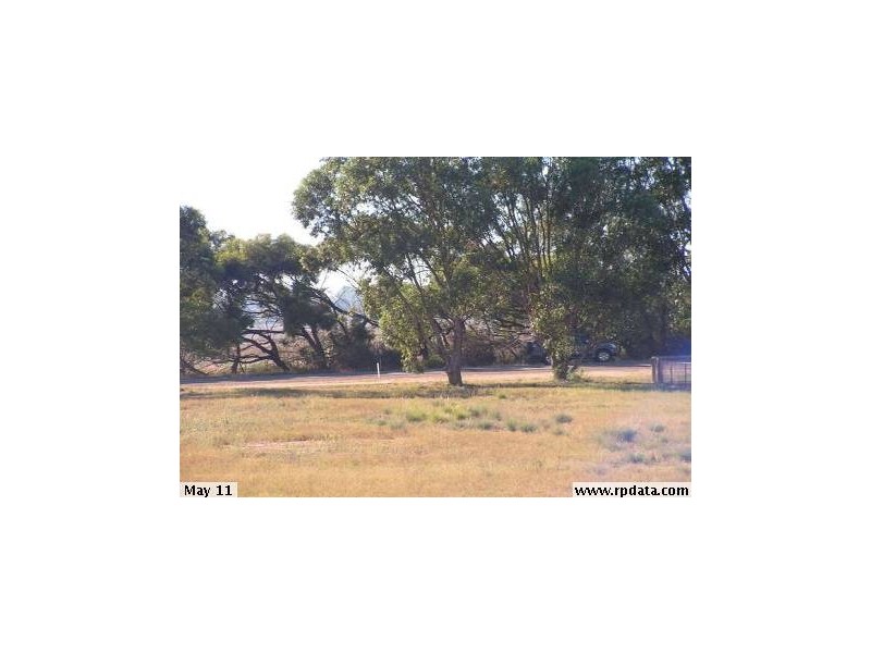 70 Tulloch Drive, Dongara WA 6525