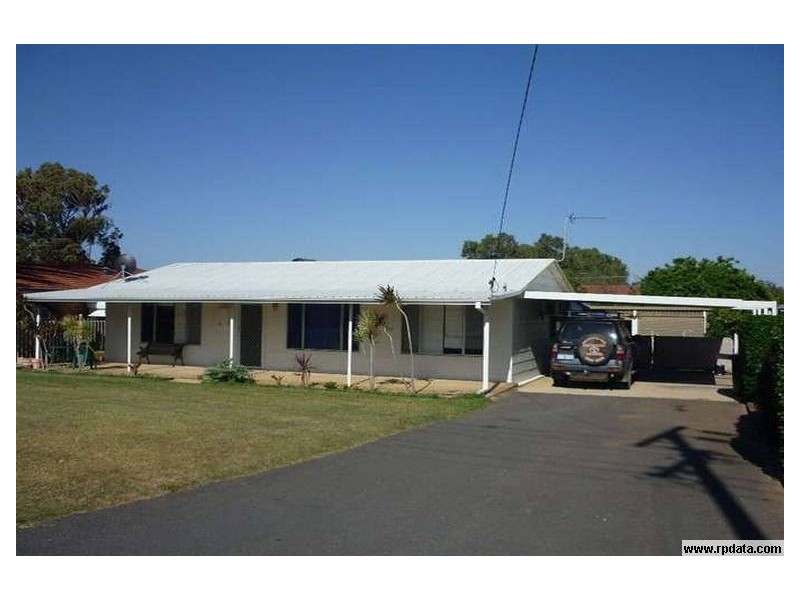 16 Dodd Street, Dongara WA 6525