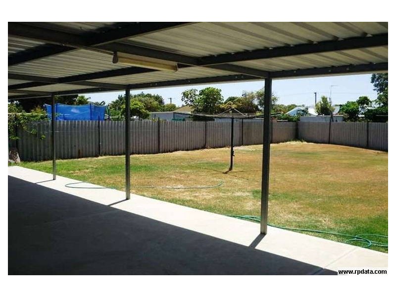 16 Dodd Street, Dongara WA 6525