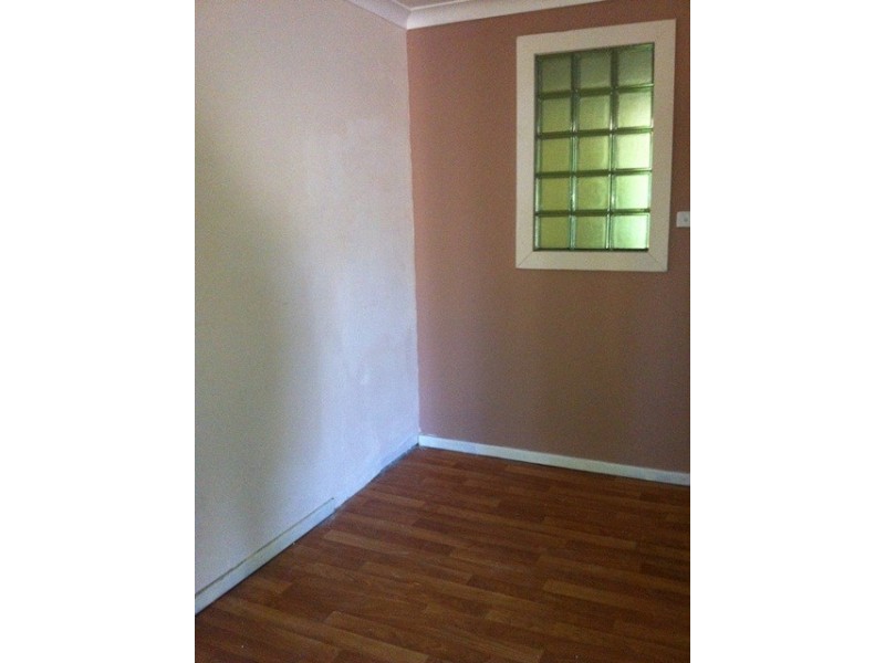 16 Dodd Street, Dongara WA 6525