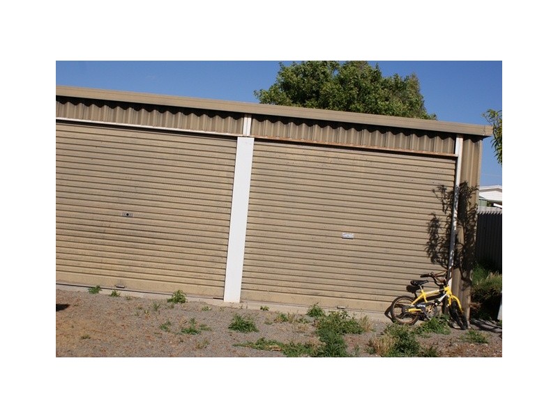 16 Dodd Street, Dongara WA 6525