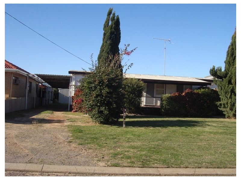 7 Carnarvon Street, Port Denison WA 6525