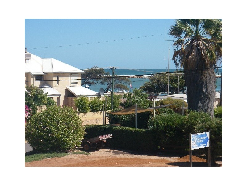 7 Carnarvon Street, Port Denison WA 6525