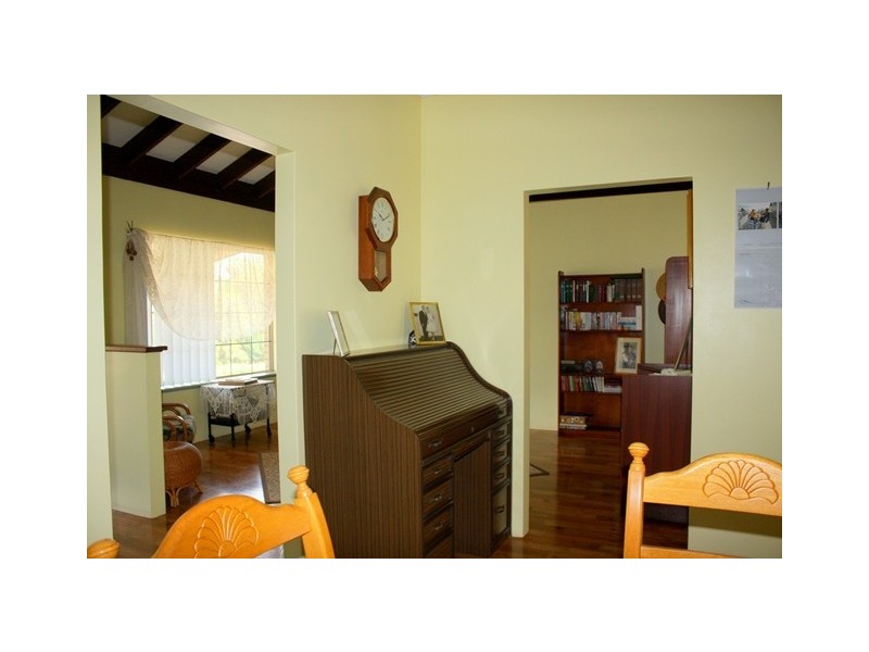 92 Tulloch Drive, Dongara WA 6525