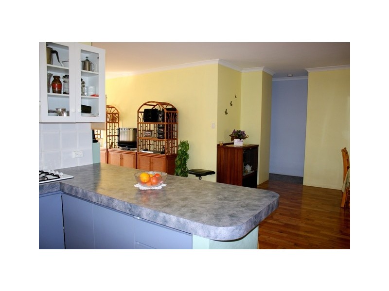 92 Tulloch Drive, Dongara WA 6525