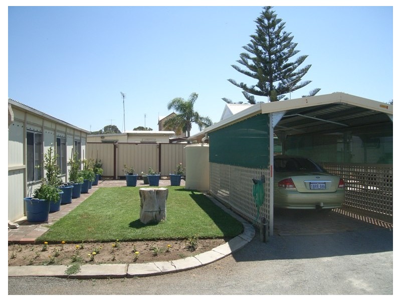 15/50 Waldeck St., Dongara WA 6525