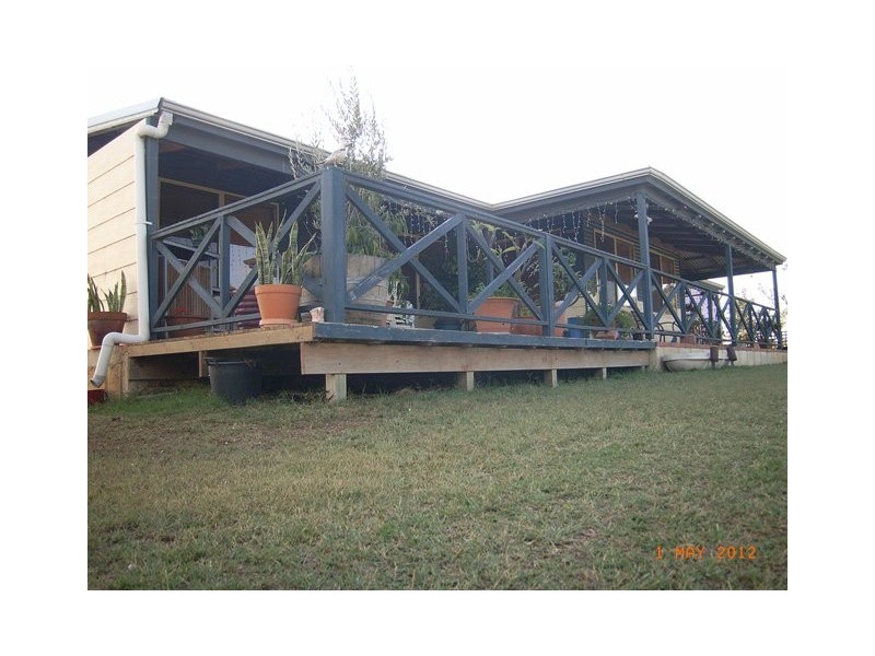 219 Pettit Road, Dongara WA 6525