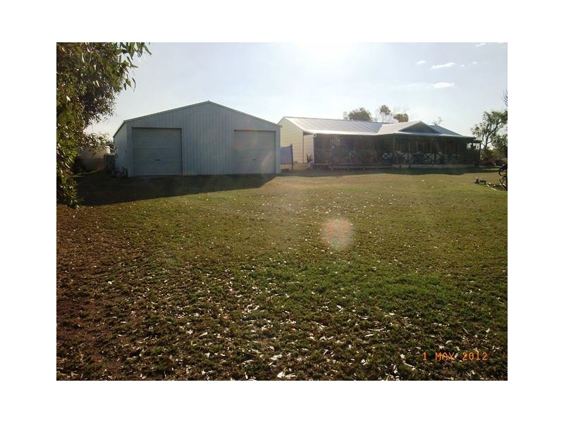 219 Pettit Road, Dongara WA 6525