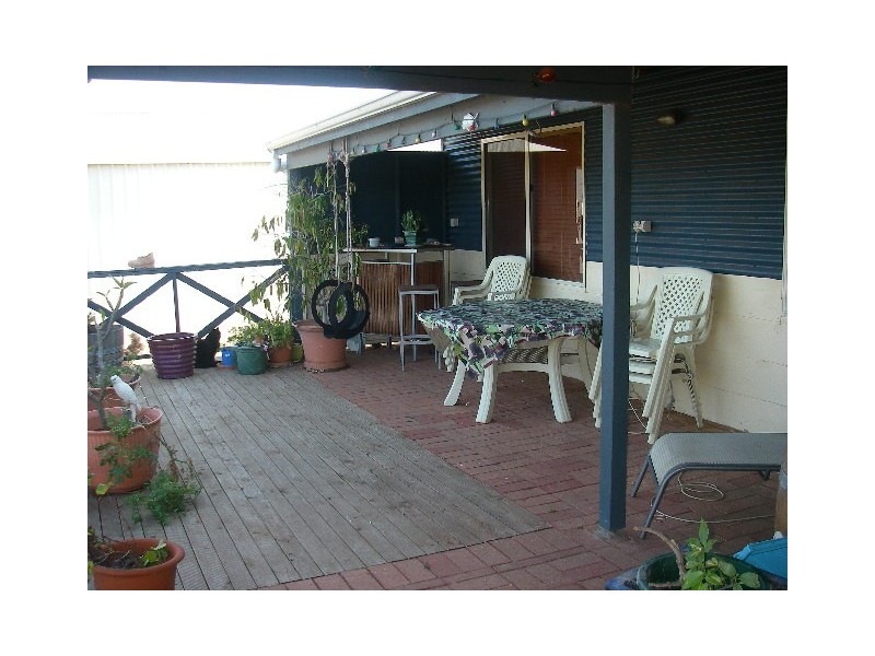 219 Pettit Road, Dongara WA 6525