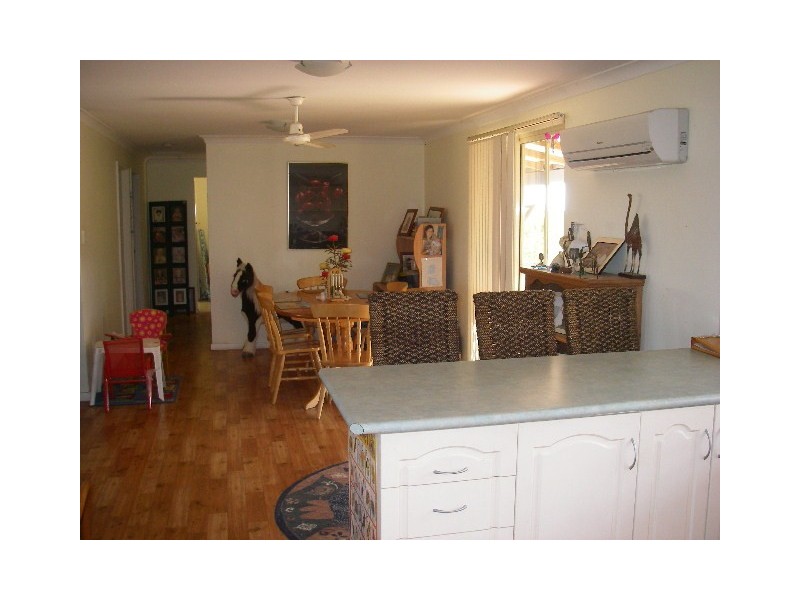 219 Pettit Road, Dongara WA 6525