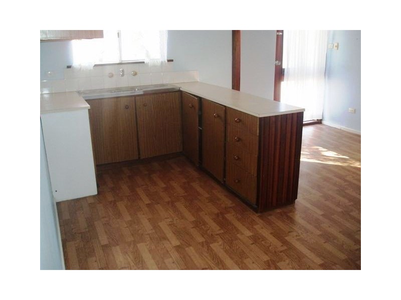 32 Dodd Street, Dongara WA 6525