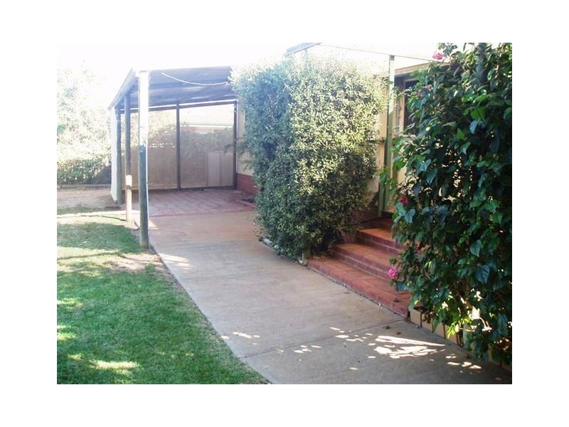 32 Dodd Street, Dongara WA 6525