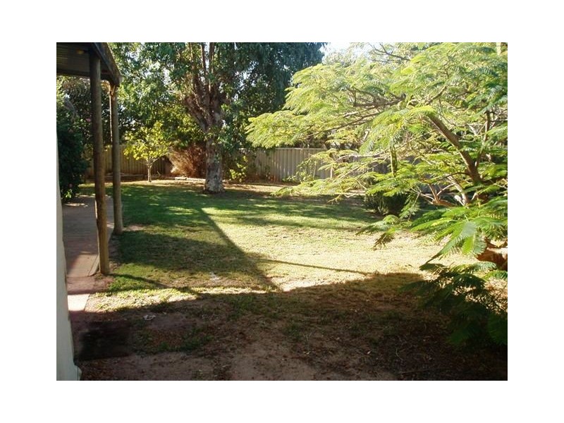 32 Dodd Street, Dongara WA 6525